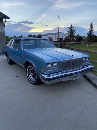 Buick-Riviera-1977-Blue-Blue-8