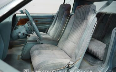 Buick-Riviera-1979-Light-Blue-Metallic-Blue-14