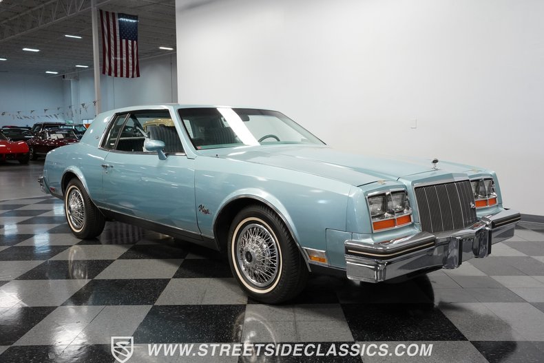Buick-Riviera-1979-Light-Blue-Metallic-Blue-25