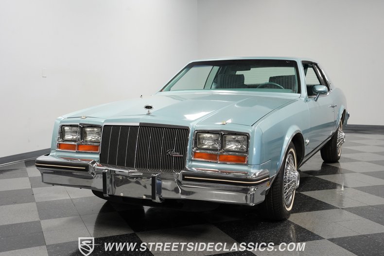 Buick-Riviera-1979-Light-Blue-Metallic-Blue-28