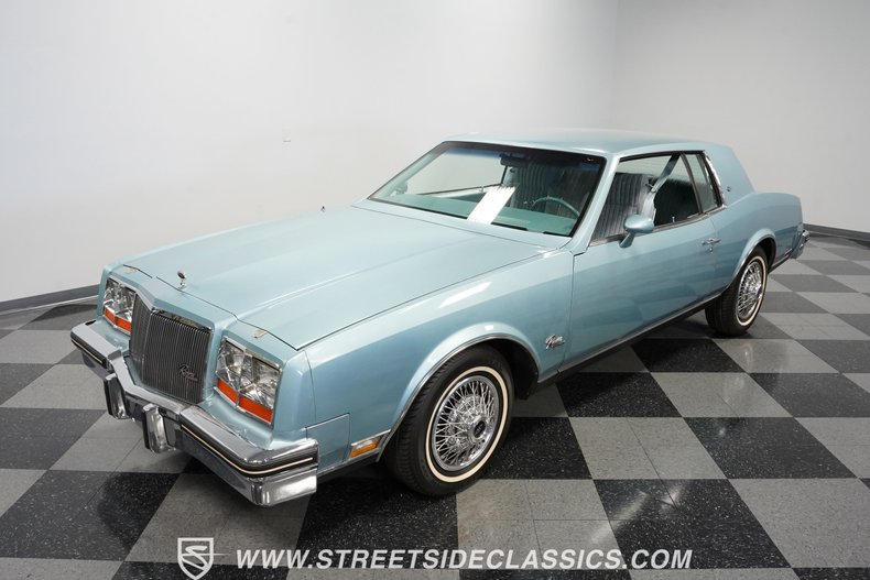 Buick-Riviera-1979-Light-Blue-Metallic-Blue-29