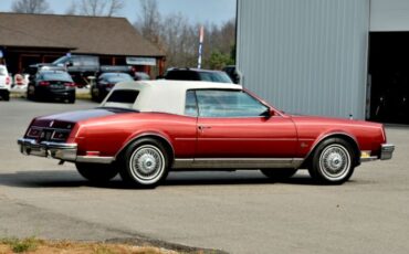 Buick-Riviera-1983-Red-Red-15