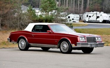 Buick-Riviera-1983-Red-Red-17