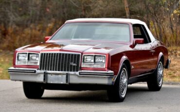 Buick-Riviera-1983-Red-Red-18