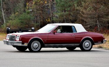 Buick-Riviera-1983-Red-Red-38
