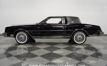 Buick-Riviera-1985-Black-Dark-Red