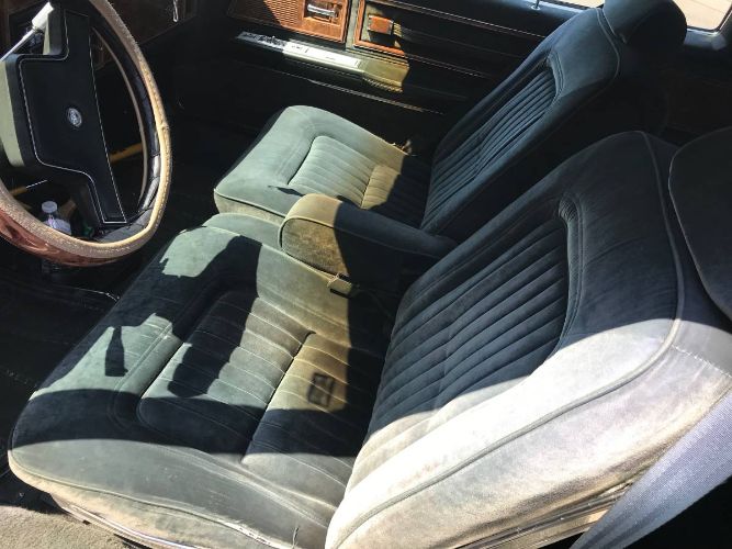Buick-Riviera-1985-Green-5