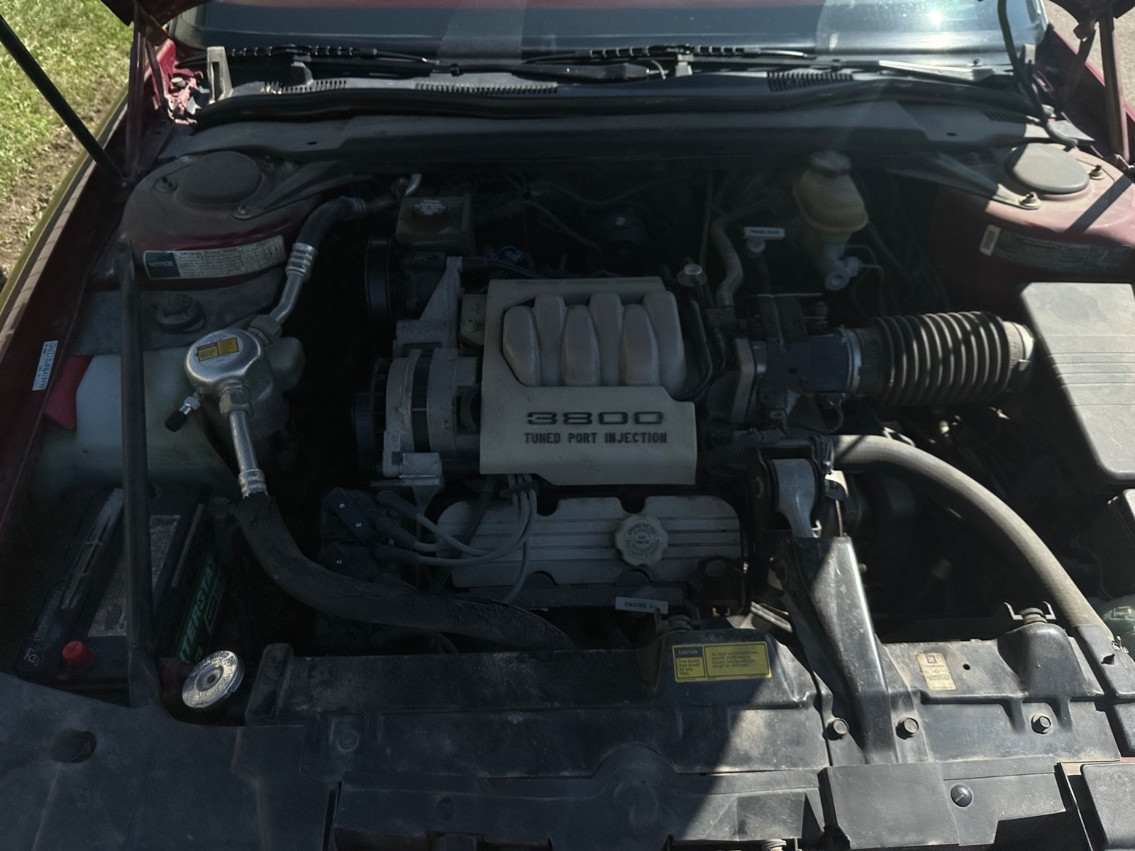 Buick-Riviera-1992-Coupe-17