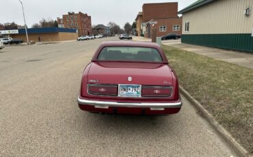 Buick-Riviera-1992-Coupe-8