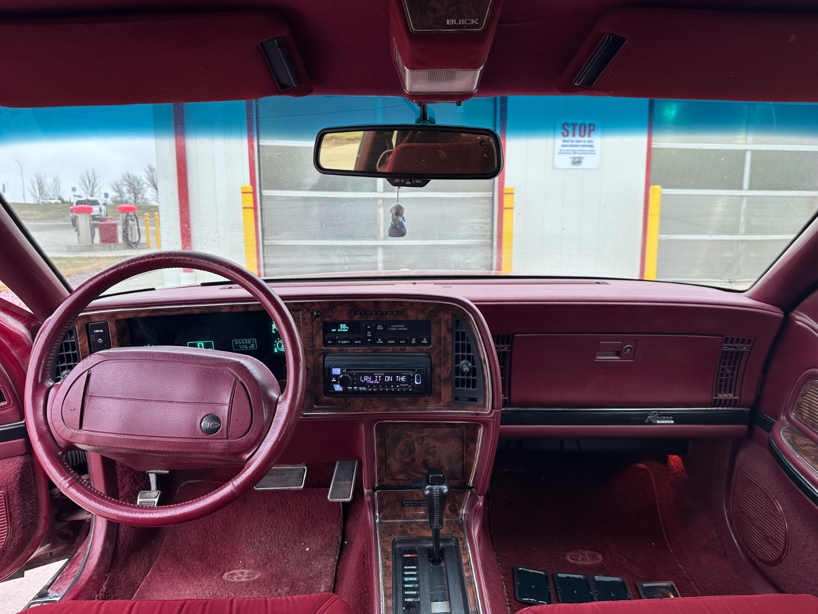 Buick-Riviera-1992-Coupe-9