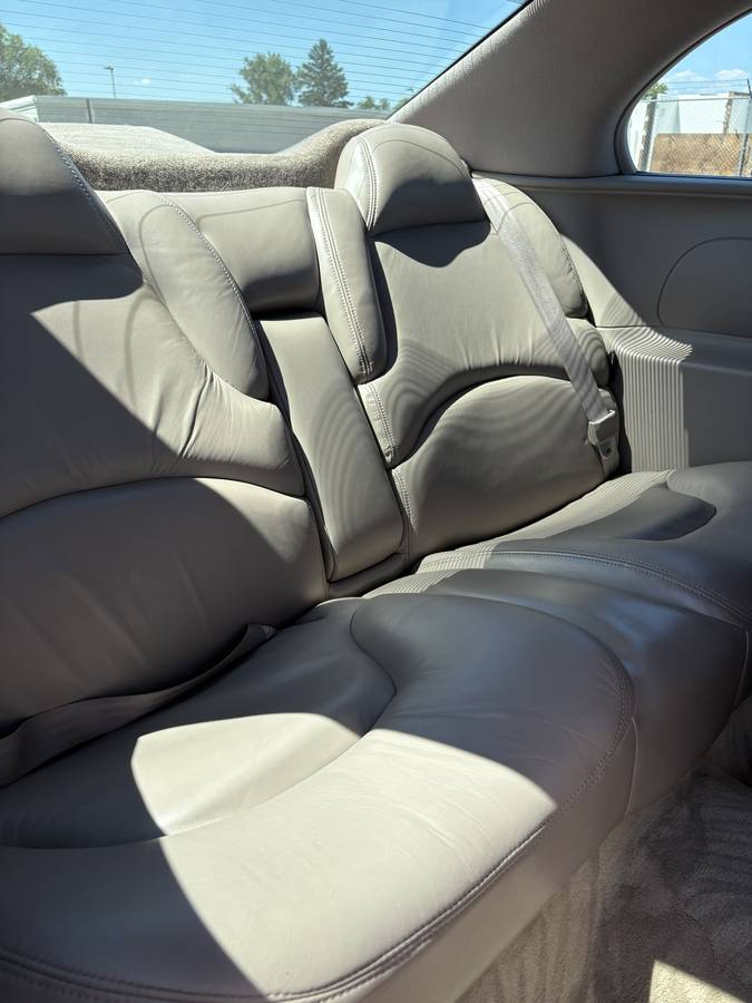 Buick-Riviera-1995-9