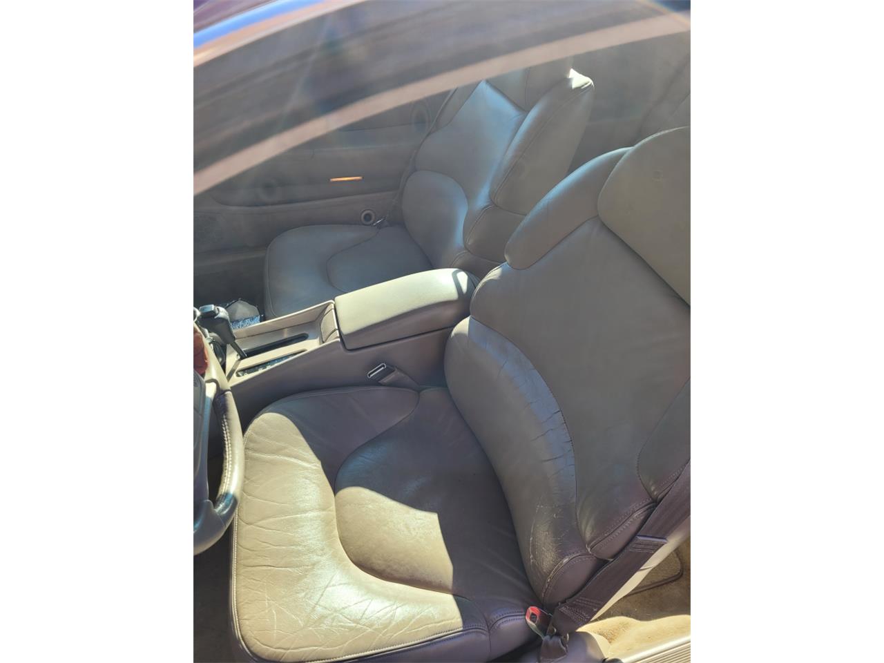 Buick-Riviera-1995-Red-Patina-finish-Tan-leather-20