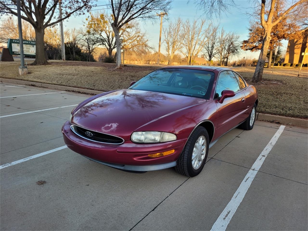 Buick-Riviera-1995-Red-Patina-finish-Tan-leather-23