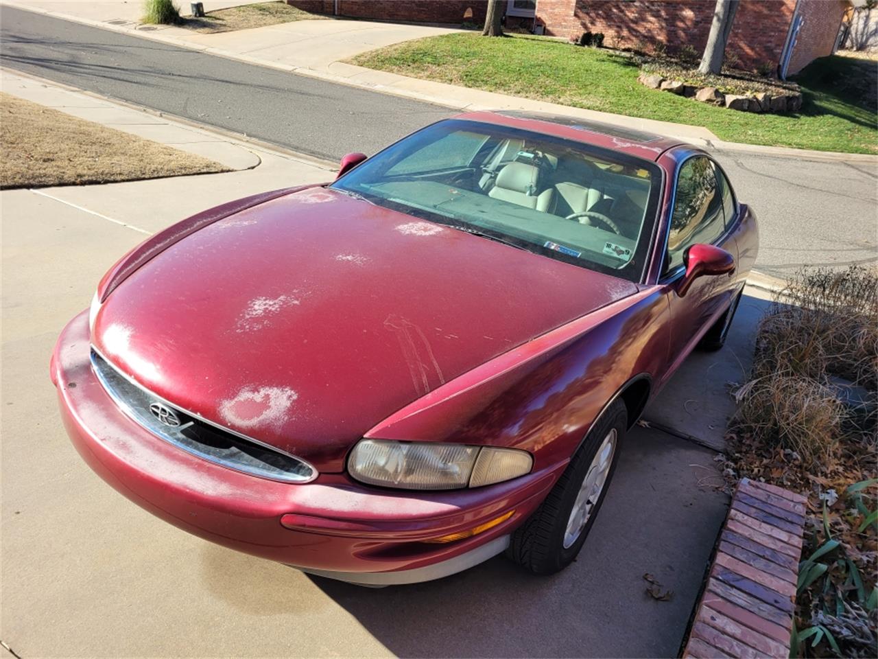 Buick-Riviera-1995-Red-Patina-finish-Tan-leather-4