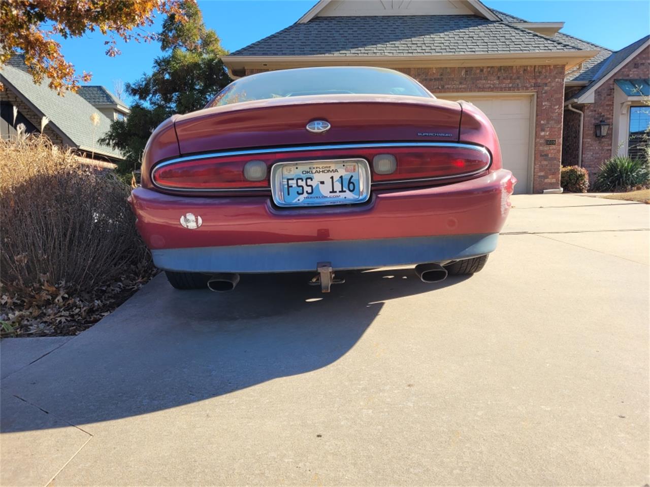 Buick-Riviera-1995-Red-Patina-finish-Tan-leather-9