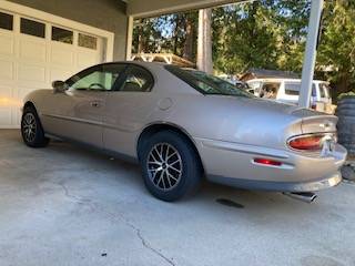 Buick-Riviera-1995-custom-1