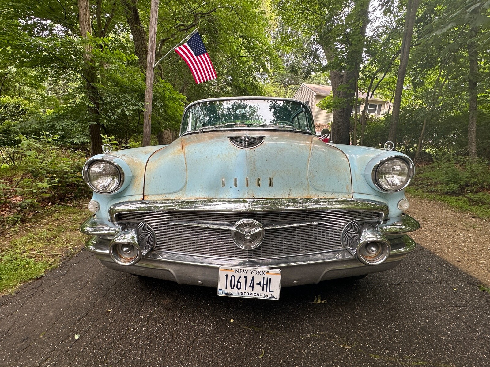 Buick-Roadmaster-1956-Sedan-2