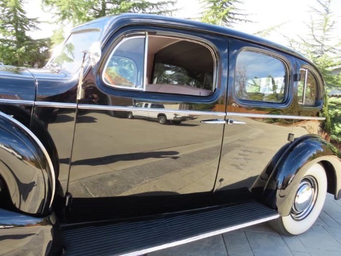 Buick-Roadmaster-1987-1
