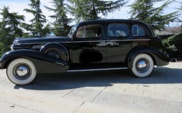 Buick-Roadmaster-1987-7