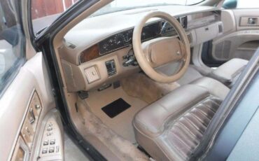 Buick-Roadmaster-1993-11