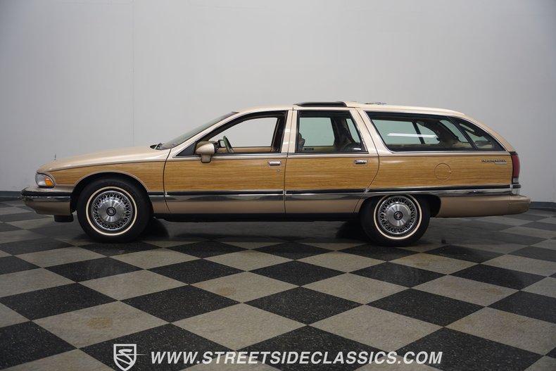 Buick-Roadmaster-1993-Light-Driftwood-Beige-1
