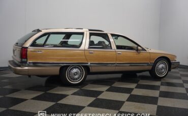 Buick-Roadmaster-1993-Light-Driftwood-Beige-16