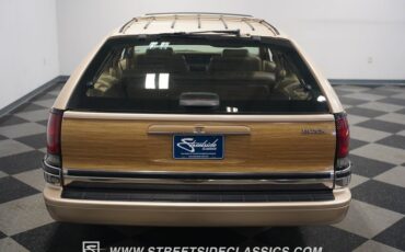 Buick-Roadmaster-1993-Light-Driftwood-Beige-29