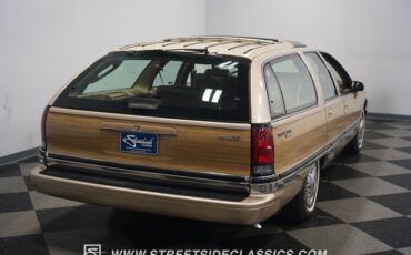 Buick-Roadmaster-1993-Light-Driftwood-Beige-30