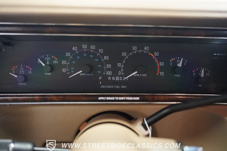 Buick-Roadmaster-1993-Light-Driftwood-Beige-42