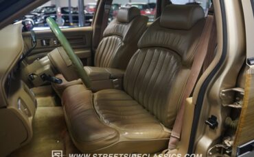 Buick-Roadmaster-1993-Light-Driftwood-Beige-47