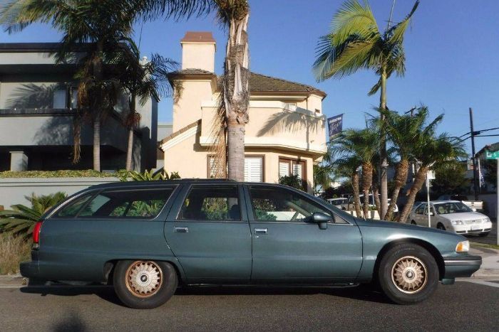 Buick-Roadmaster-1993