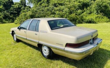 Buick-Roadmaster-1994-10