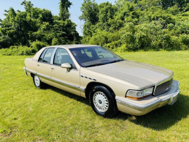 Buick-Roadmaster-1994-4