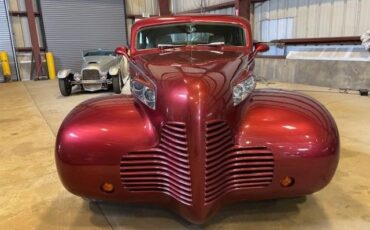 Buick-Sedan-1940-Red-Tan-26