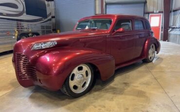 Buick-Sedan-1940-Red-Tan-3