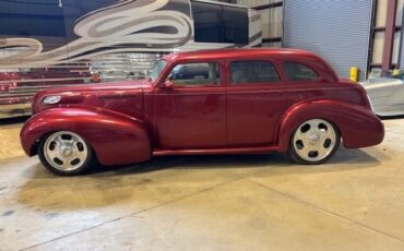 Buick-Sedan-1940-Red-Tan-4