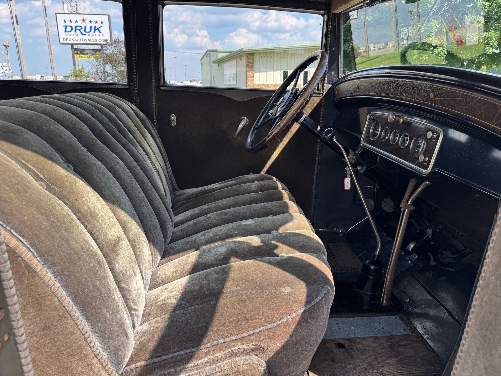 Buick-Series-60-1930-11