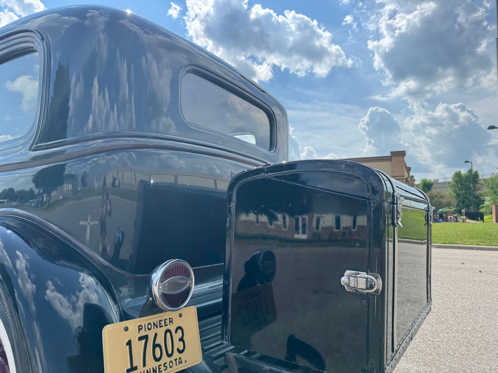 Buick-Series-60-1930-28
