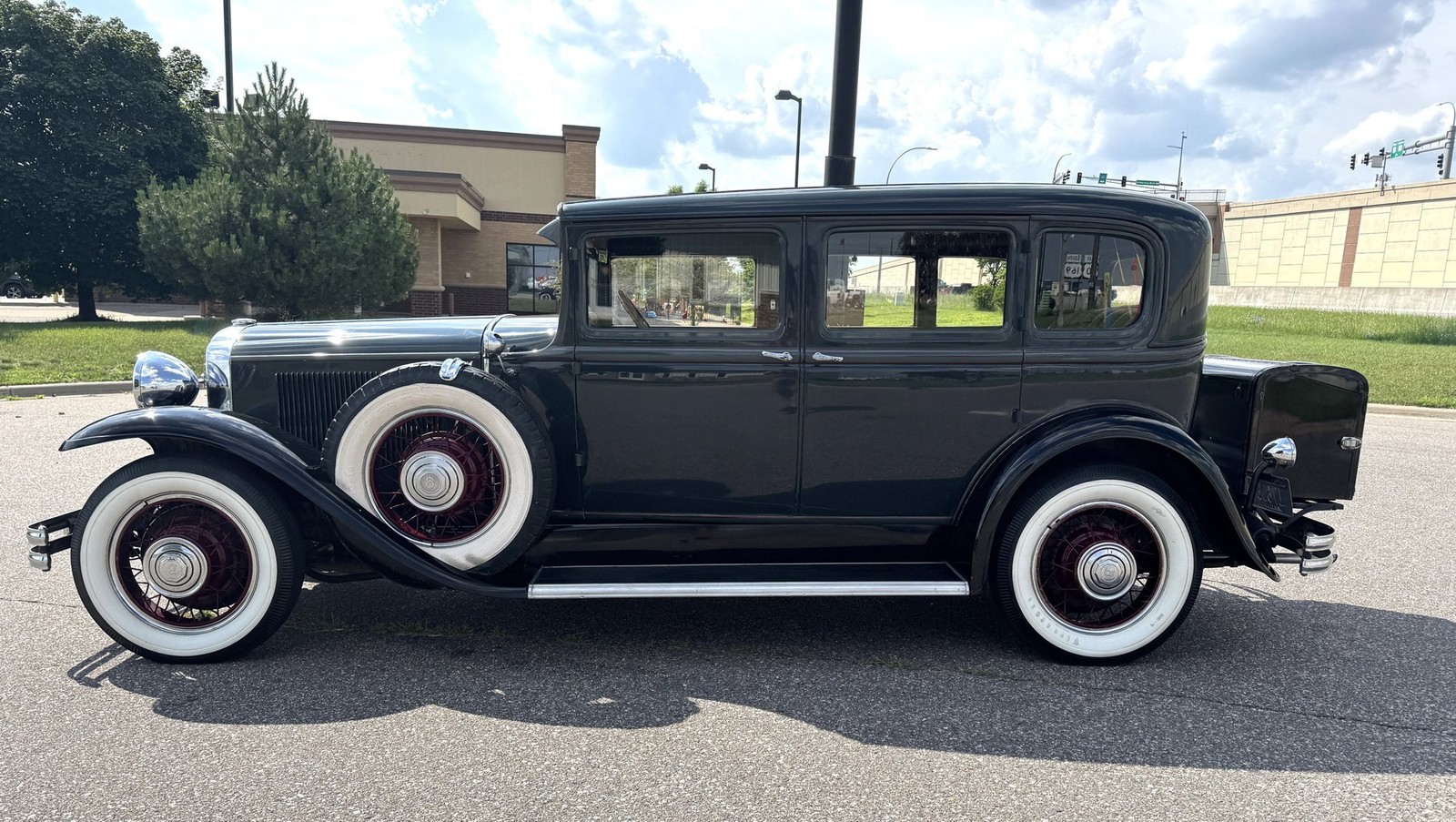 Buick-Series-60-1930-6