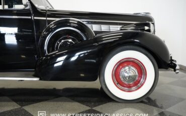 Buick-Series-80-1938-Black-Burgundy-12