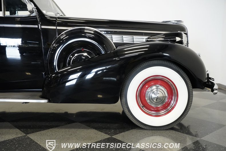 Buick-Series-80-1938-Black-Burgundy-12