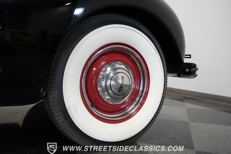 Buick-Series-80-1938-Black-Burgundy-13