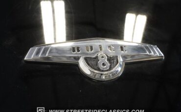 Buick-Series-80-1938-Black-Burgundy-16