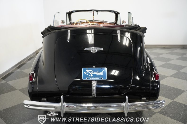 Buick-Series-80-1938-Black-Burgundy-20