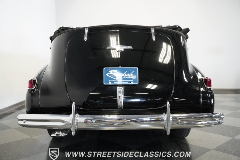 Buick-Series-80-1938-Black-Burgundy-21
