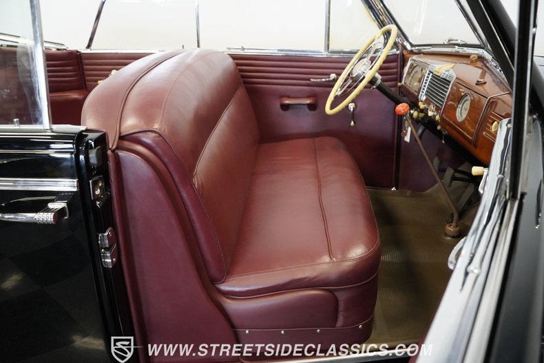 Buick-Series-80-1938-Black-Burgundy-26