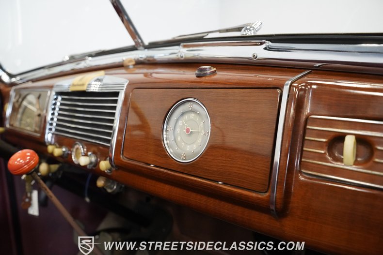 Buick-Series-80-1938-Black-Burgundy-28