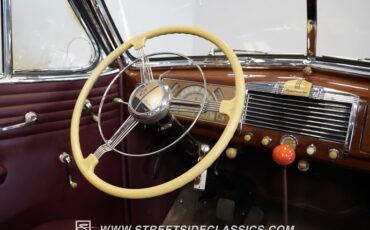 Buick-Series-80-1938-Black-Burgundy-29