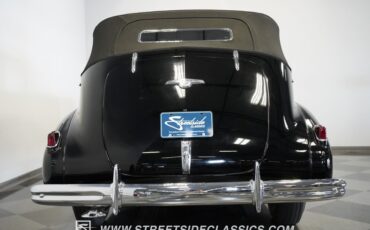 Buick-Series-80-1938-Black-Burgundy-4
