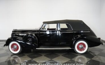 Buick-Series-80-1938-Black-Burgundy-44